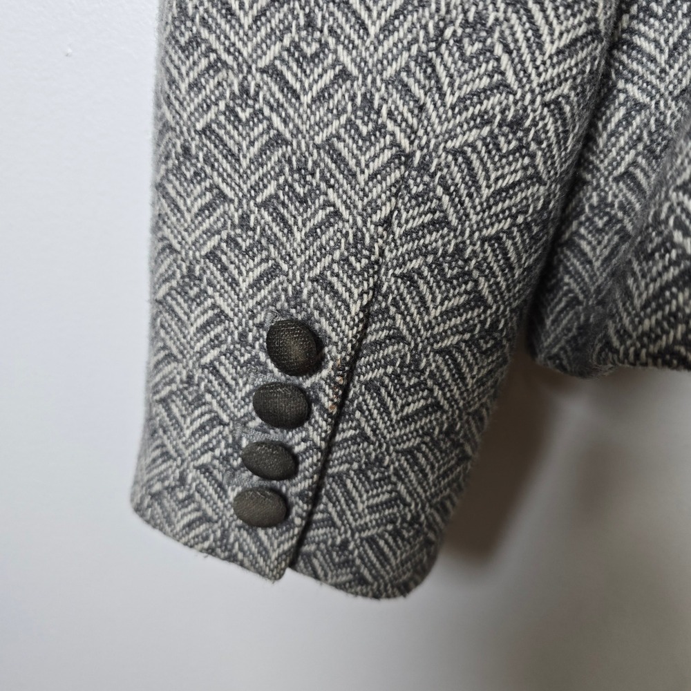 Talbots Womens Gray Wool Blend Herringbone Blazer Jacket Size 16 Three Button - Picture 3 of 6